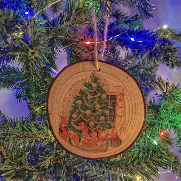 Rustic Wood Slice, Christmas Tree Ornament, Christmas Tree Decoration - Picture 1 of 4